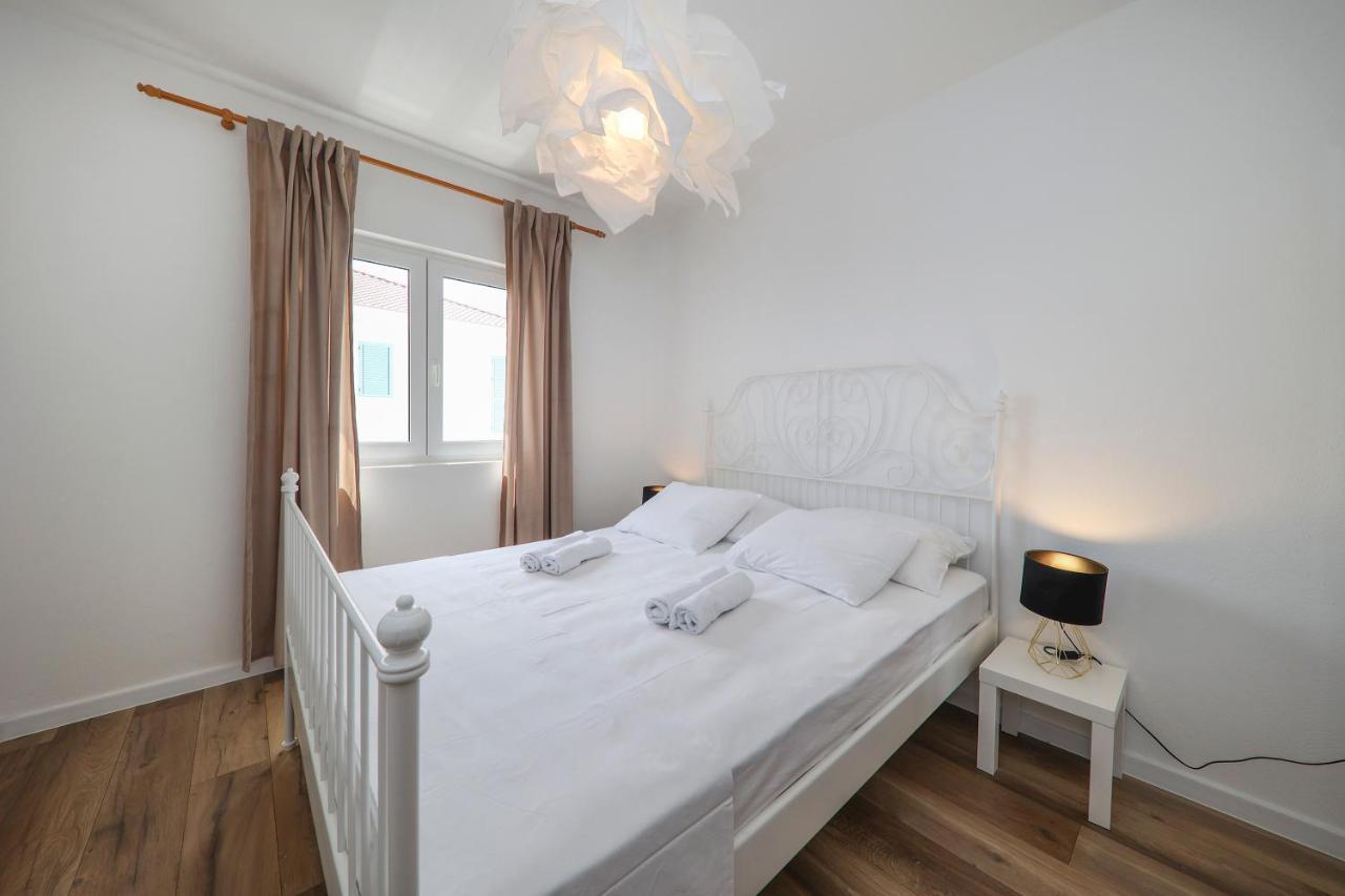 Apartmani Maestral Dobropoljana エクステリア 写真