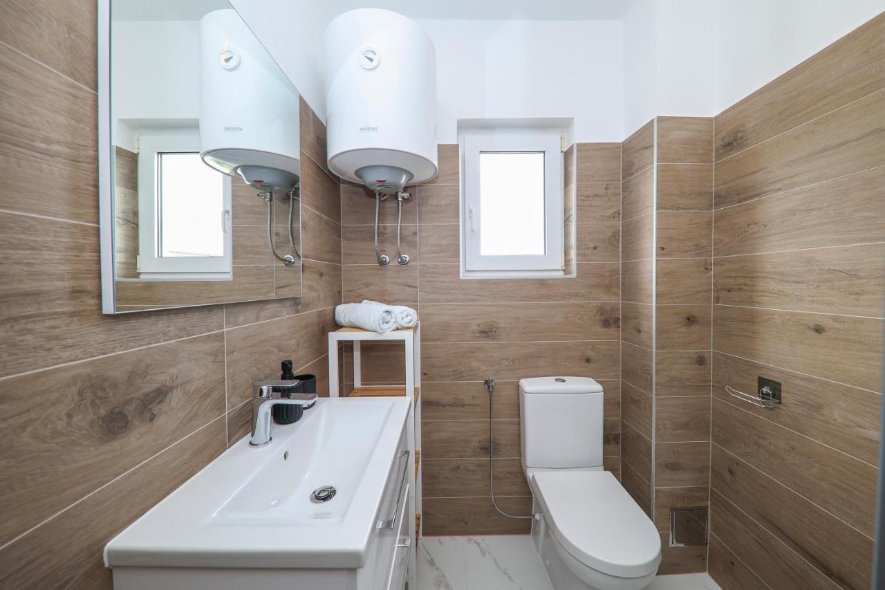 Apartmani Maestral Dobropoljana エクステリア 写真